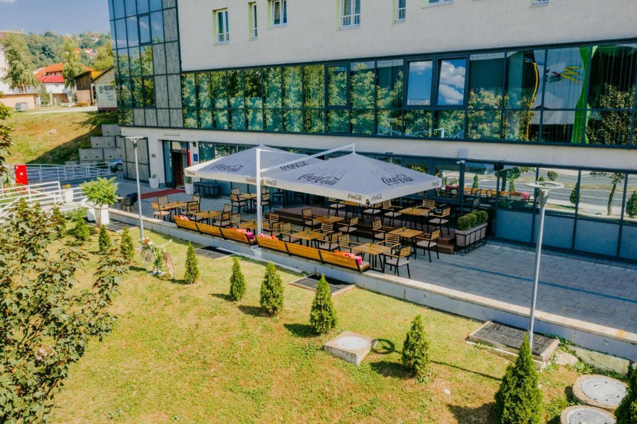 University Hotel Dorrah Tuzla Zewnętrze zdjęcie