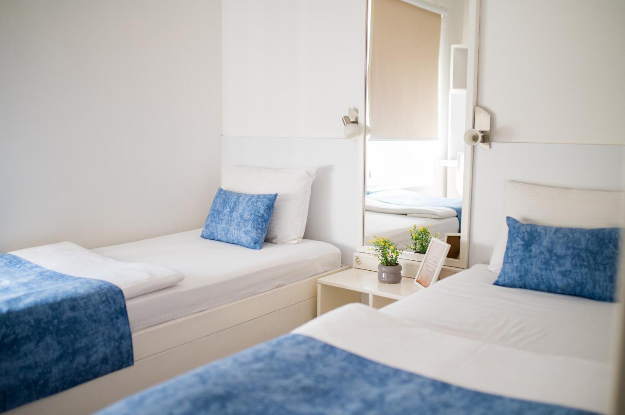 University Hotel Dorrah Tuzla Zewnętrze zdjęcie